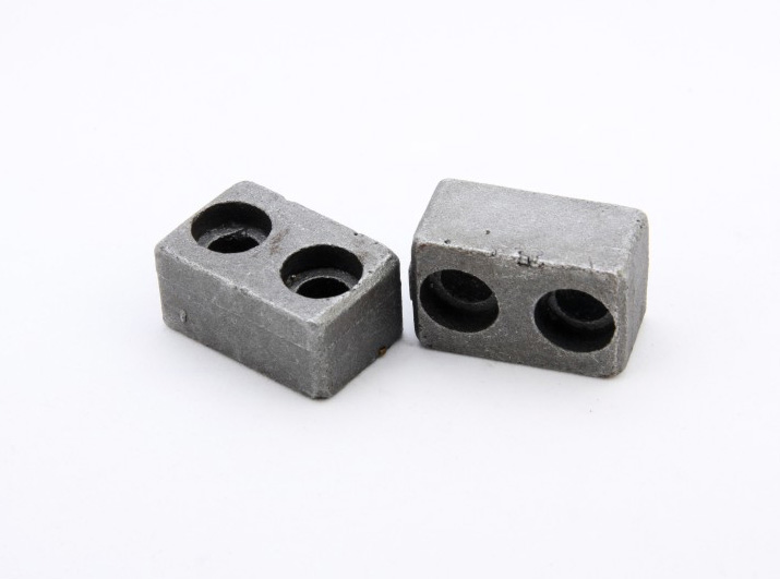 電(dian)器類—墊(nian)塊